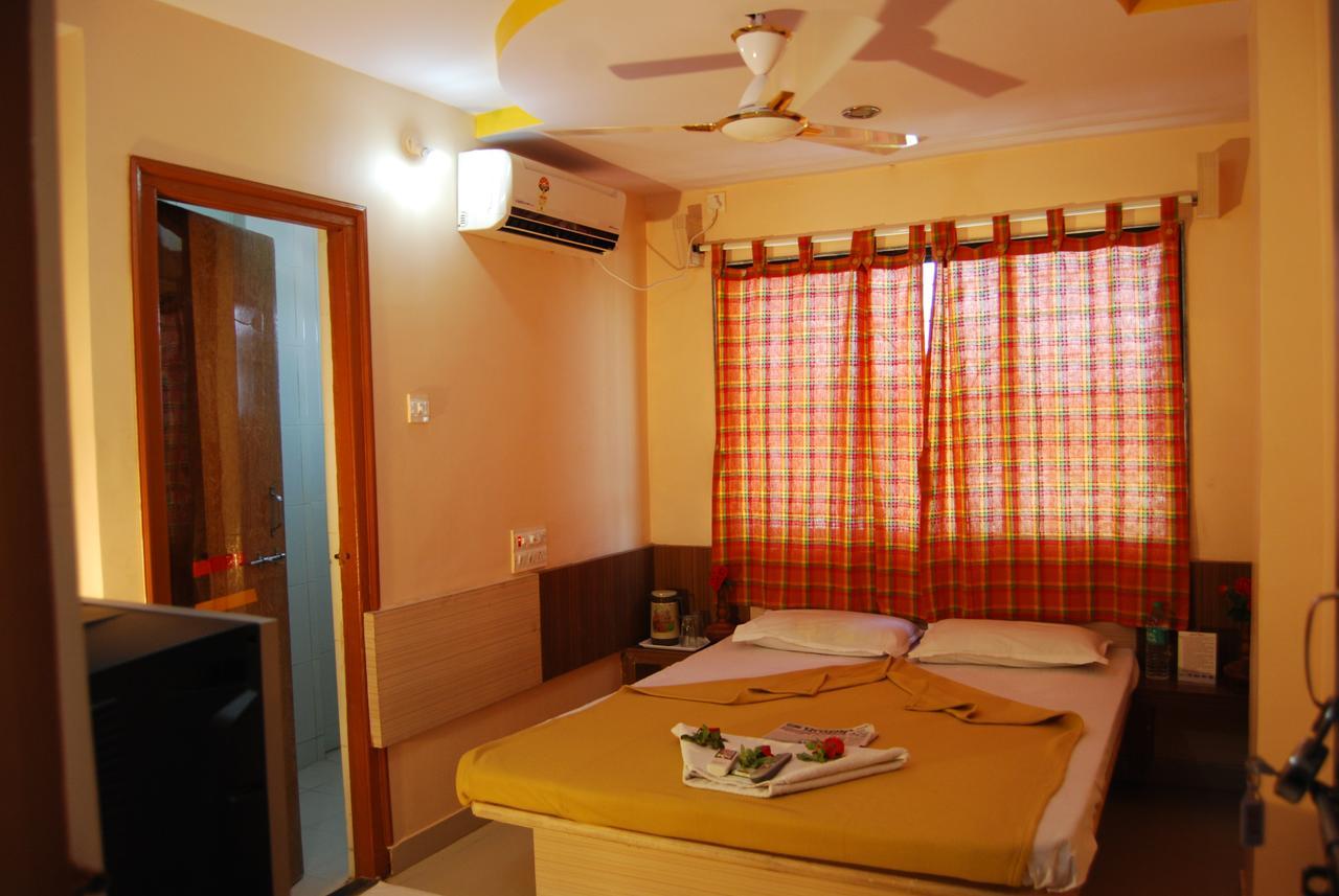Hotel Utsav Shirdi Eksteriør bilde