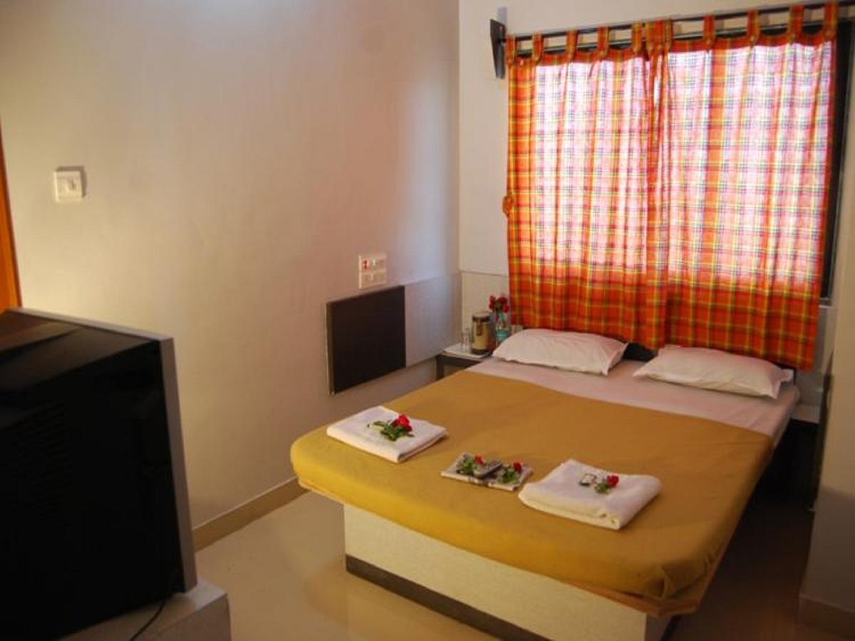 Hotel Utsav Shirdi Eksteriør bilde