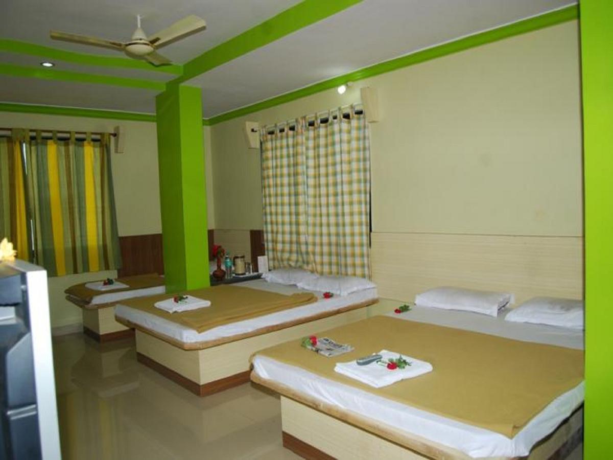 Hotel Utsav Shirdi Eksteriør bilde
