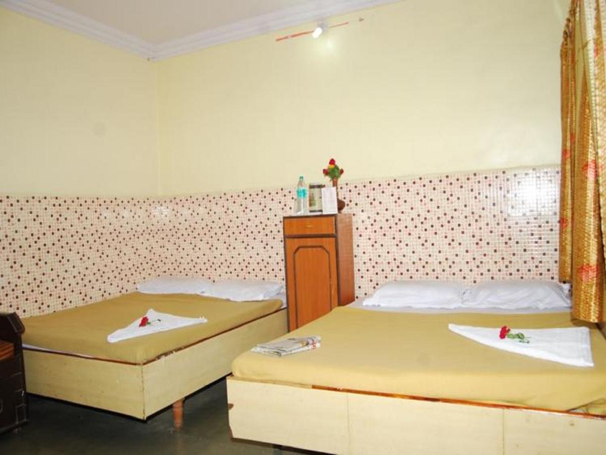 Hotel Utsav Shirdi Eksteriør bilde